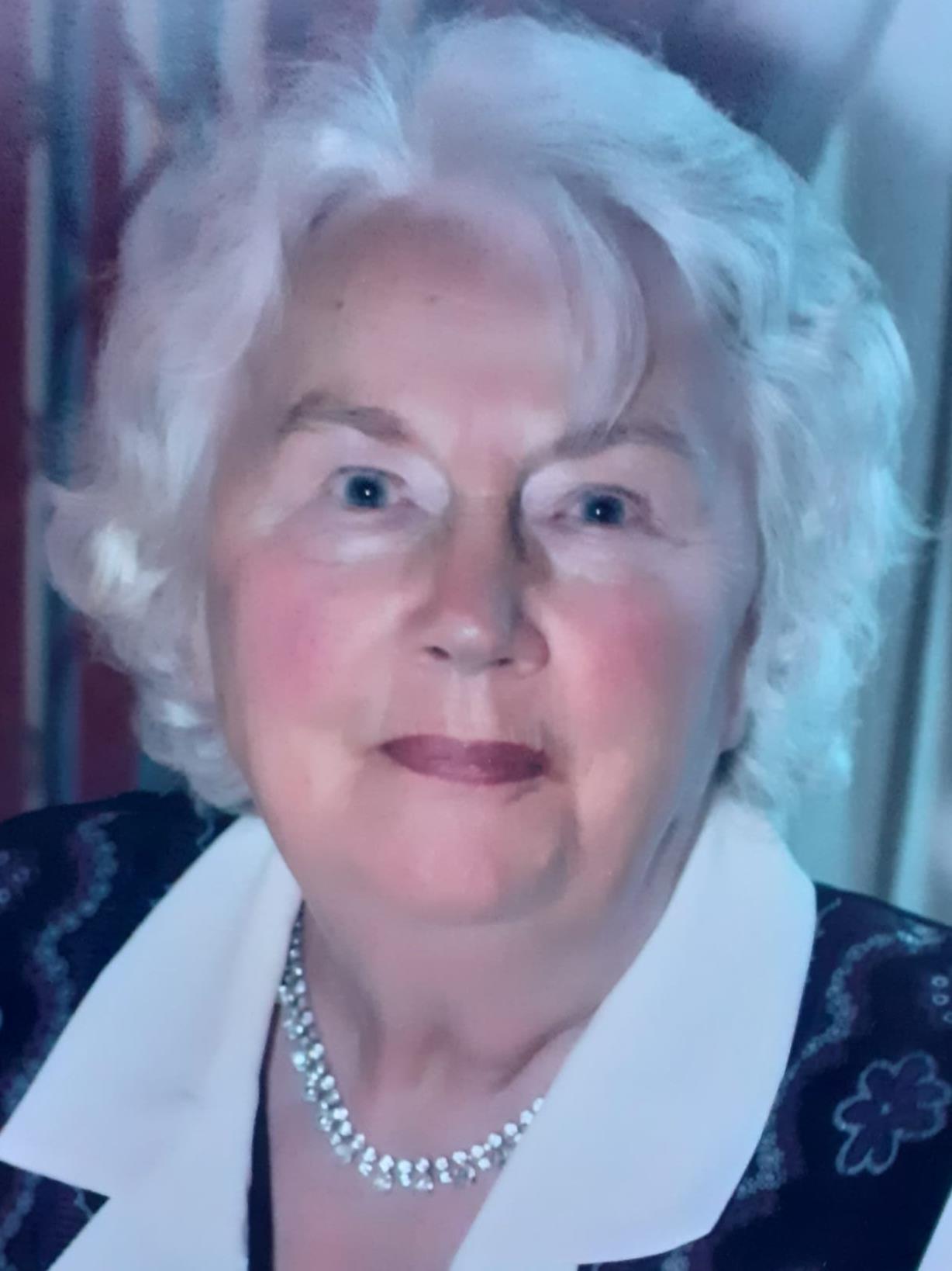 funeral-notice-for-mrs-beryl-hunt