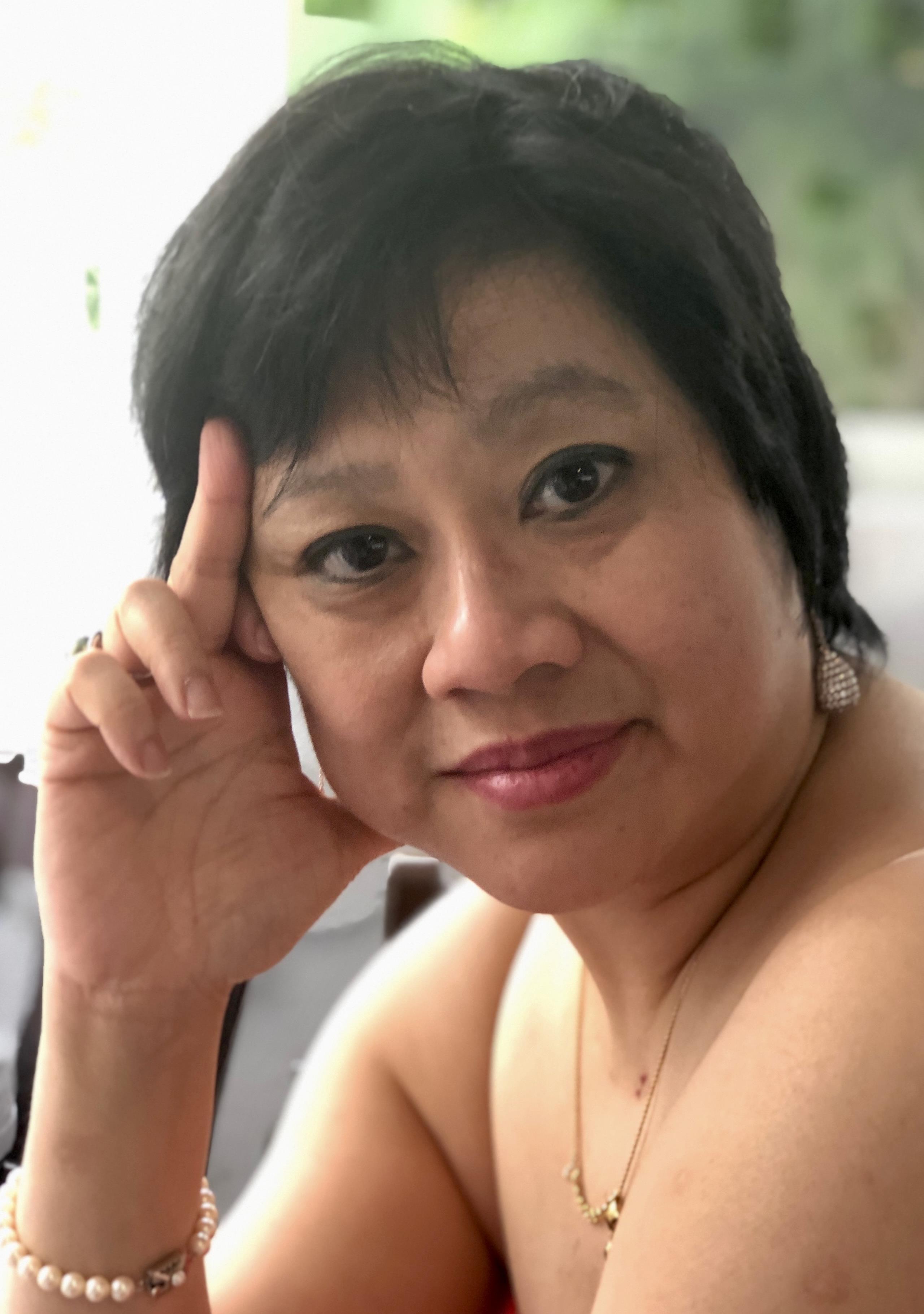 The Crushing Loss: A Grandchild'S Tribute To Their Beloved Grandma - r00uzz6