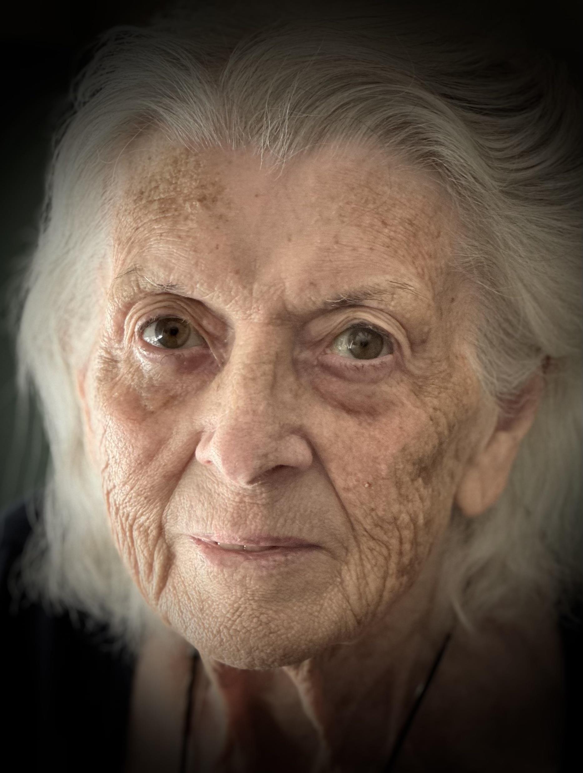 Edgington Funeral Home Obituaries - uk2b0vf