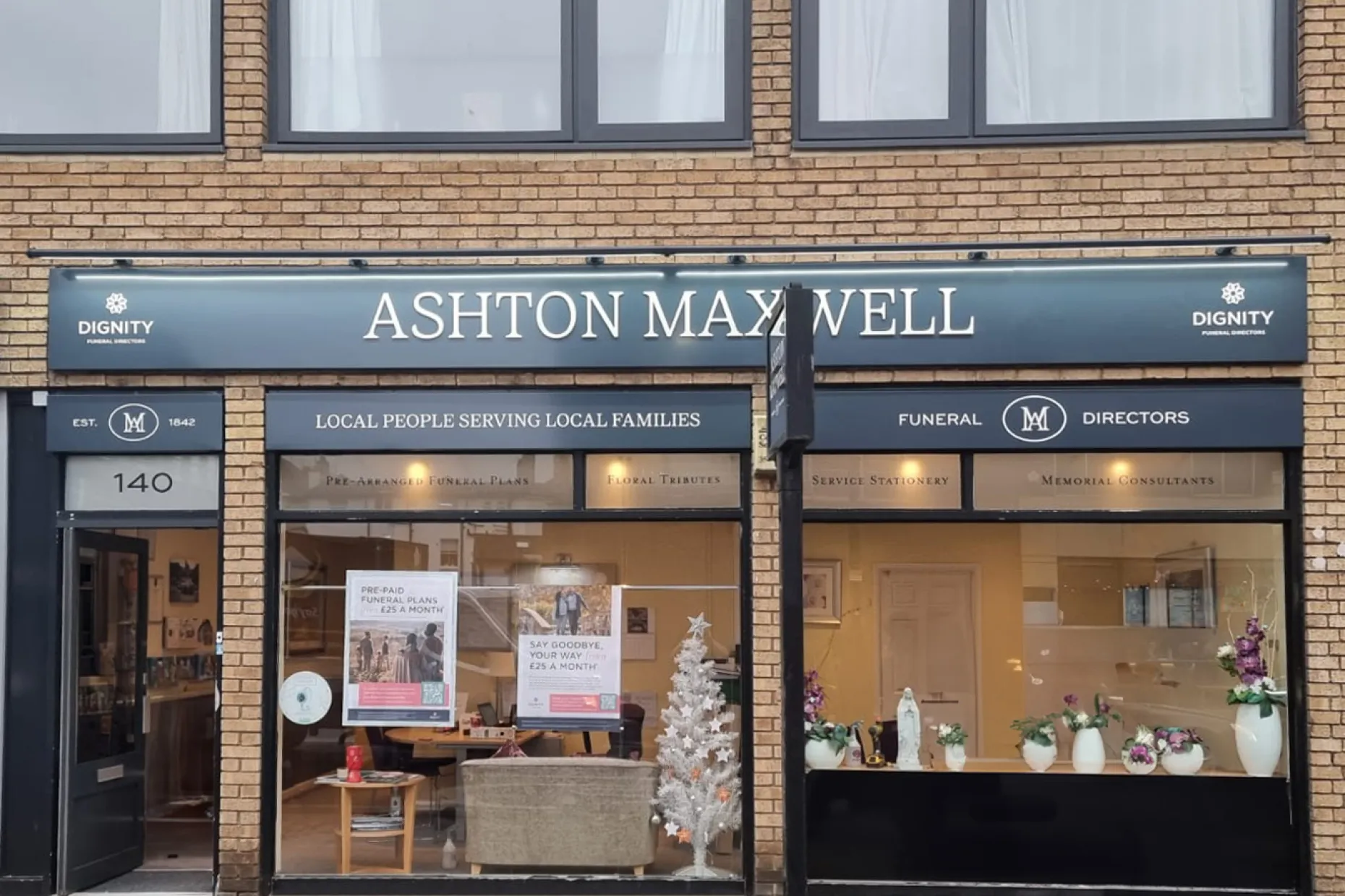 Ashton Maxwell
