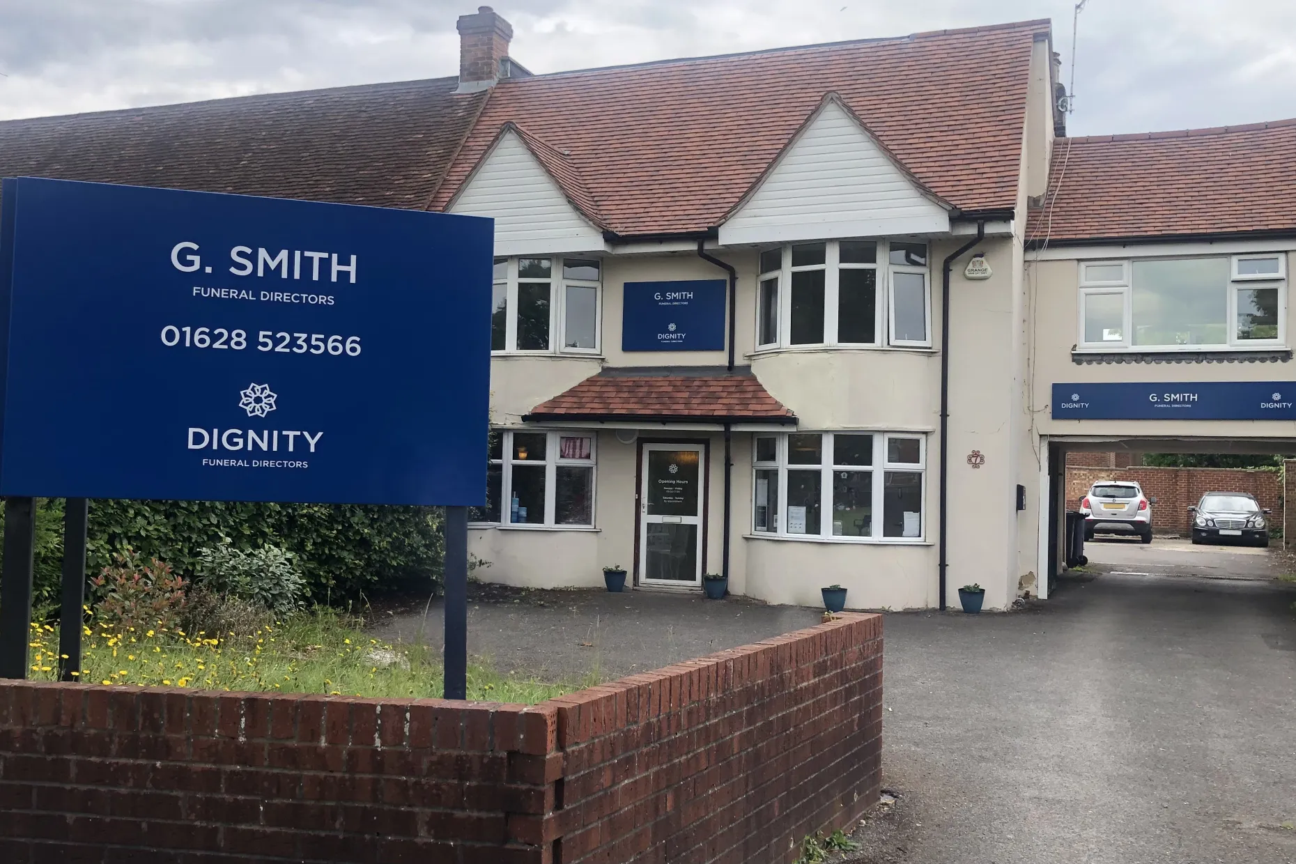 G Smith Funeral Directors, Wooburn Green branch