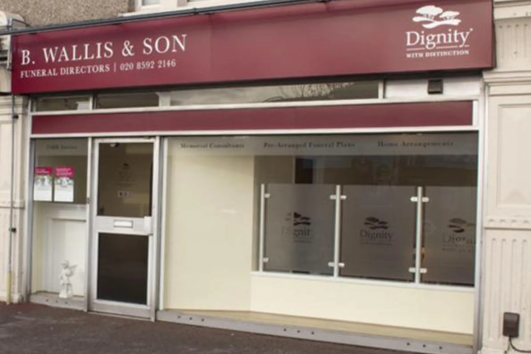 B Wallis & Son Funeral Directors, Dagenham branch