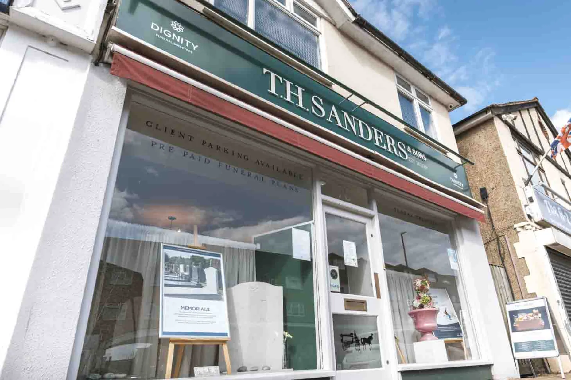 T H Sanders & Sons Funeral Directors in Ashford