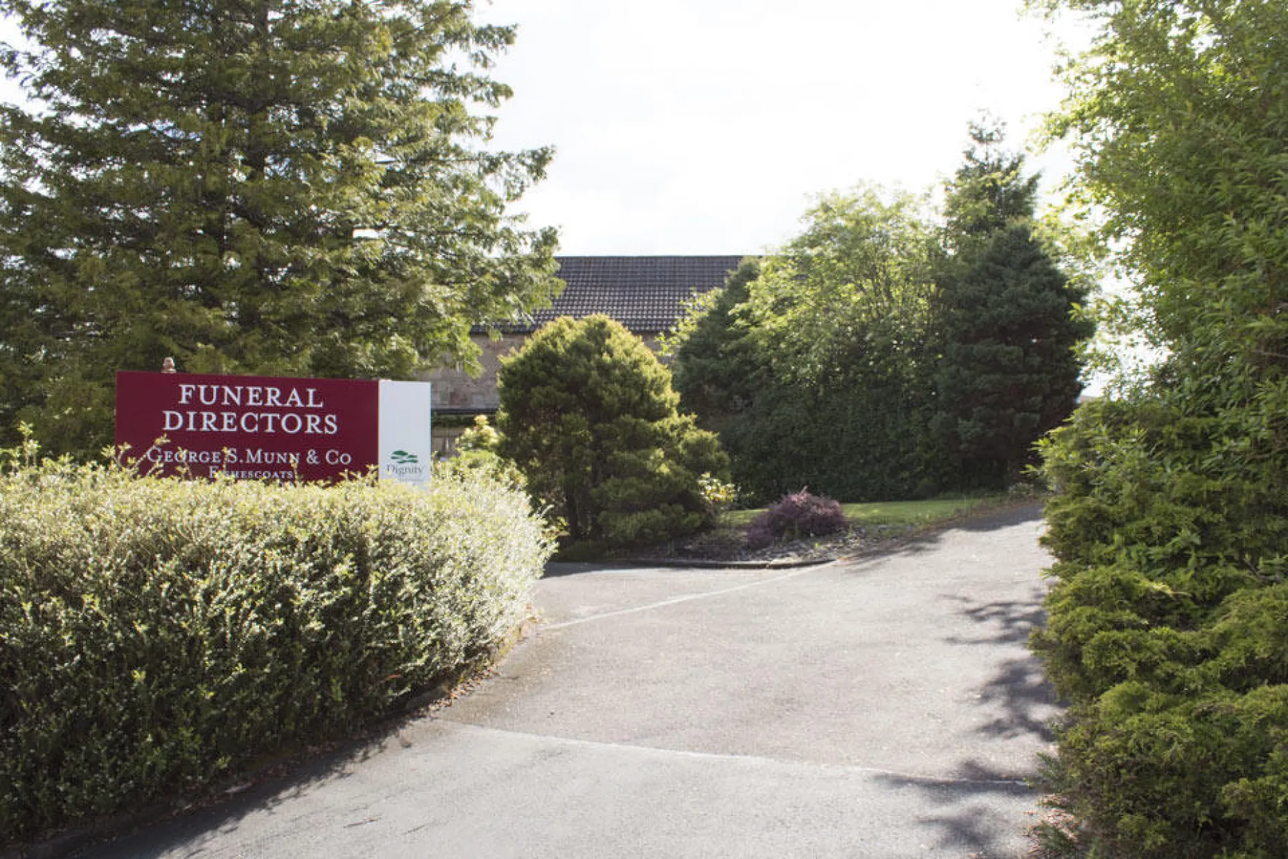 George S Munn Funeral Directors in Burnside, Rutherglen, Glasgow