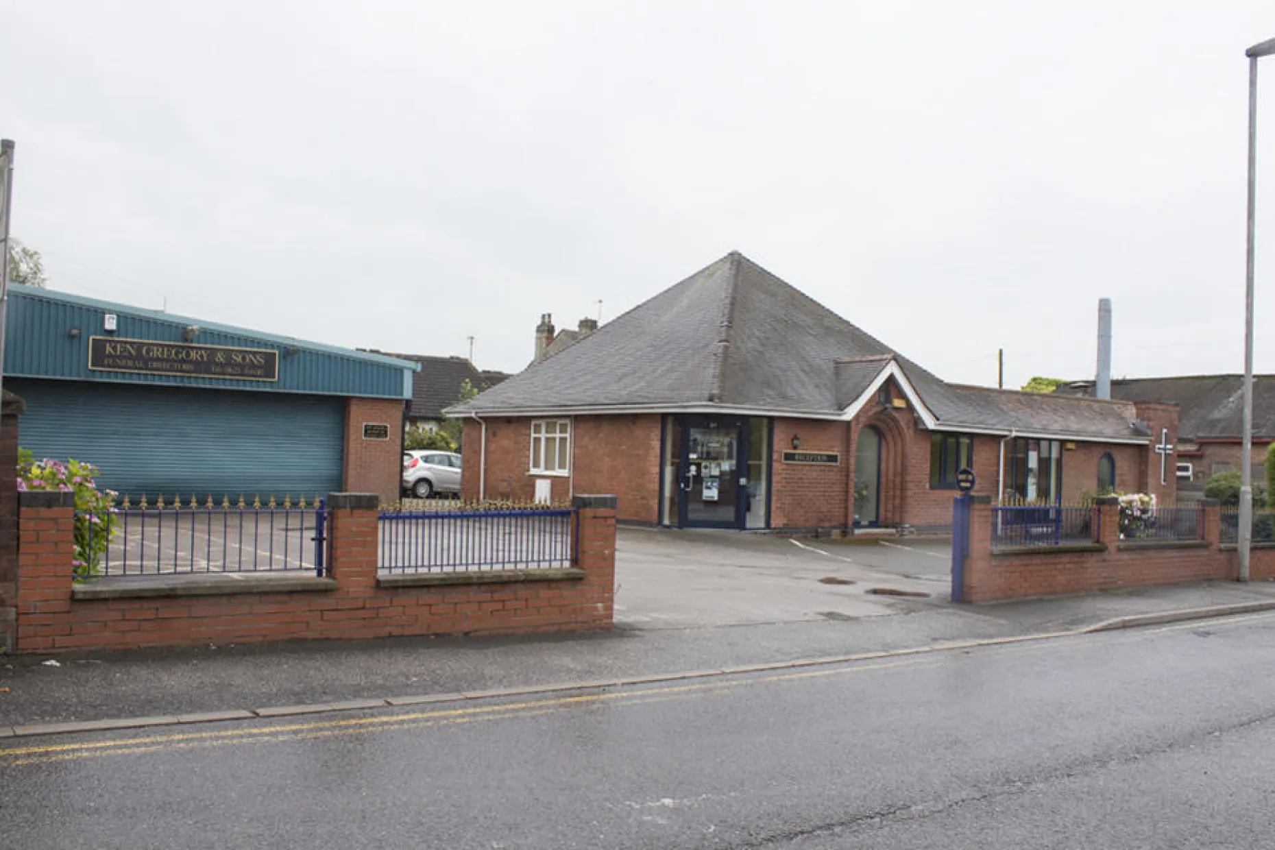 Ken Gregory & Sons Funeral Directors, Kirkby in Ashfield branch