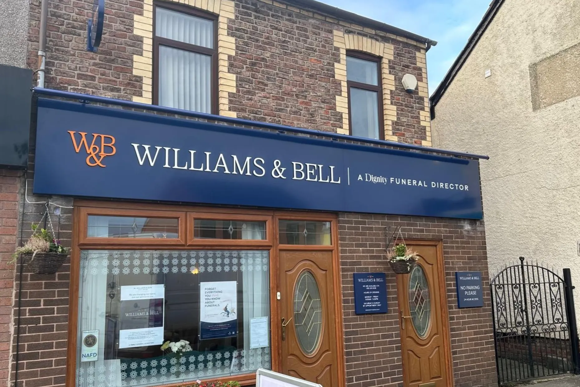 Williams & Bell