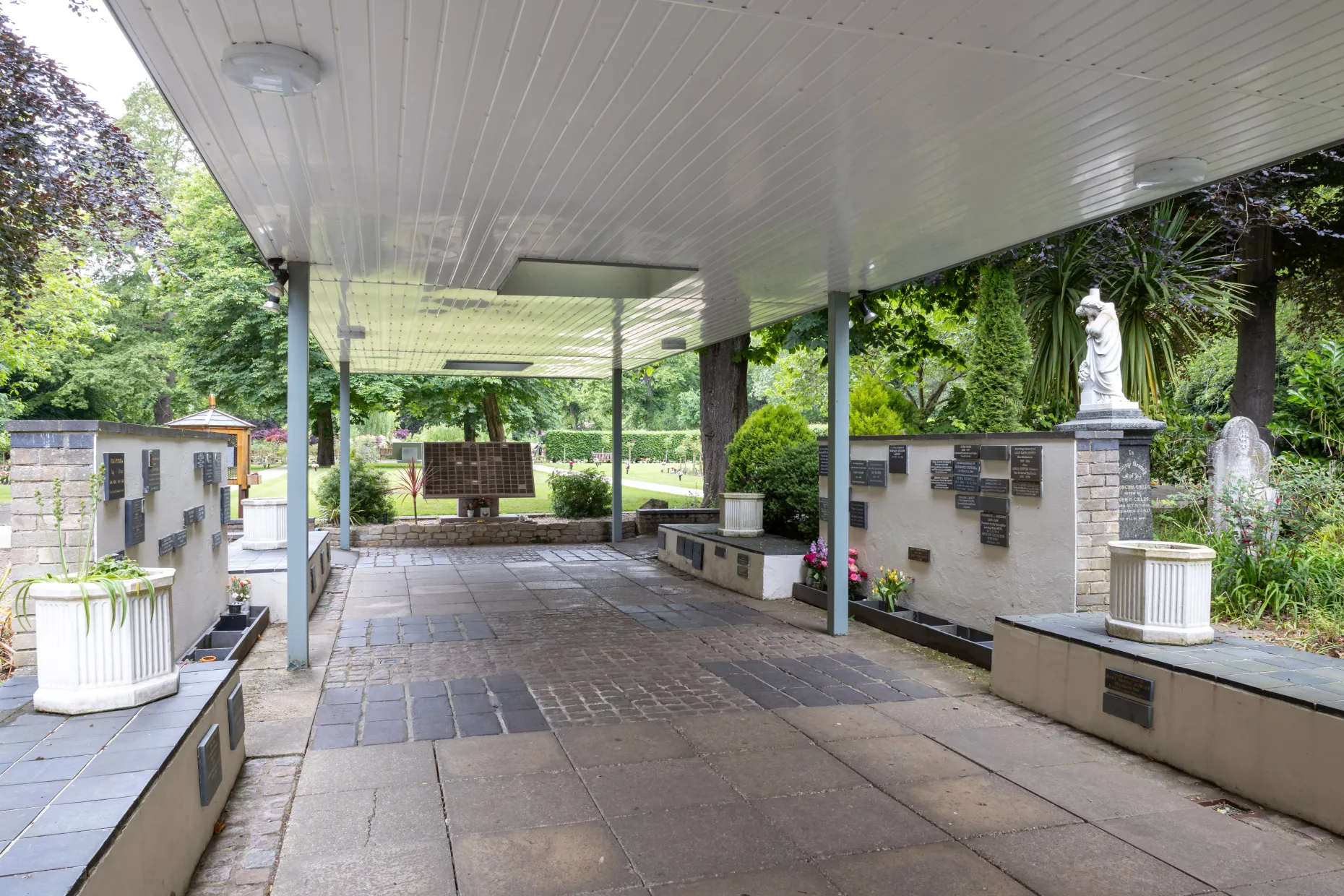 Earlham Crematorium Grounds 